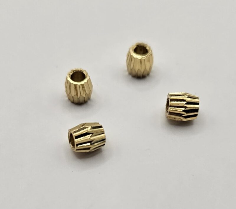 KRALEN  18KT  5MM  PER STUK   #1814