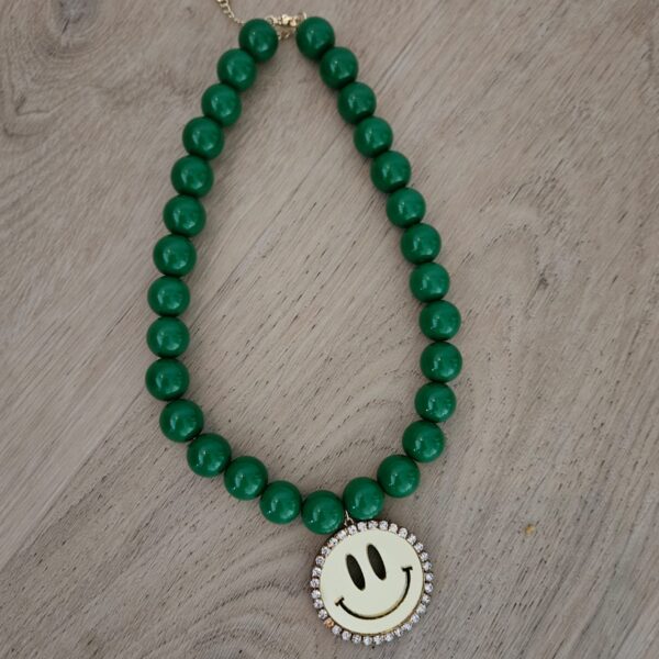 KETTING groen  45 CM  SMILEY HANGER KLEUR goud