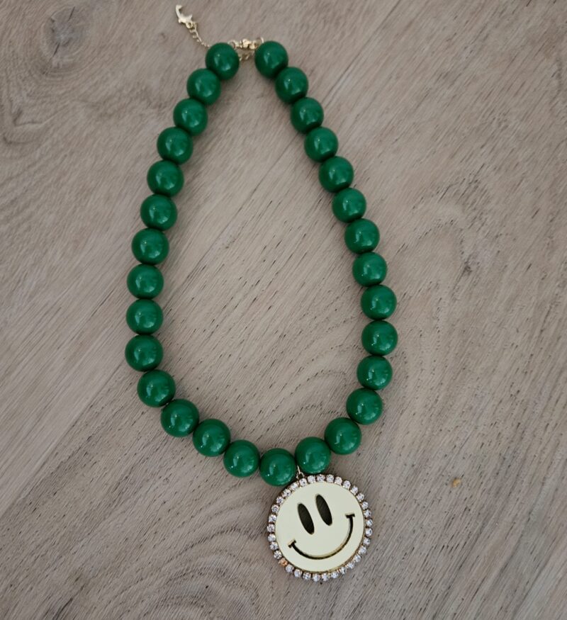 KETTING groen  45 CM  SMILEY HANGER KLEUR goud